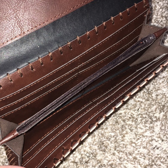 Patterned Wallet - Picture 2 of 4